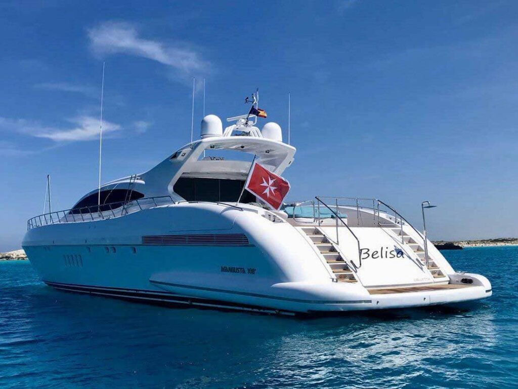 Yacht Mangus Belisa