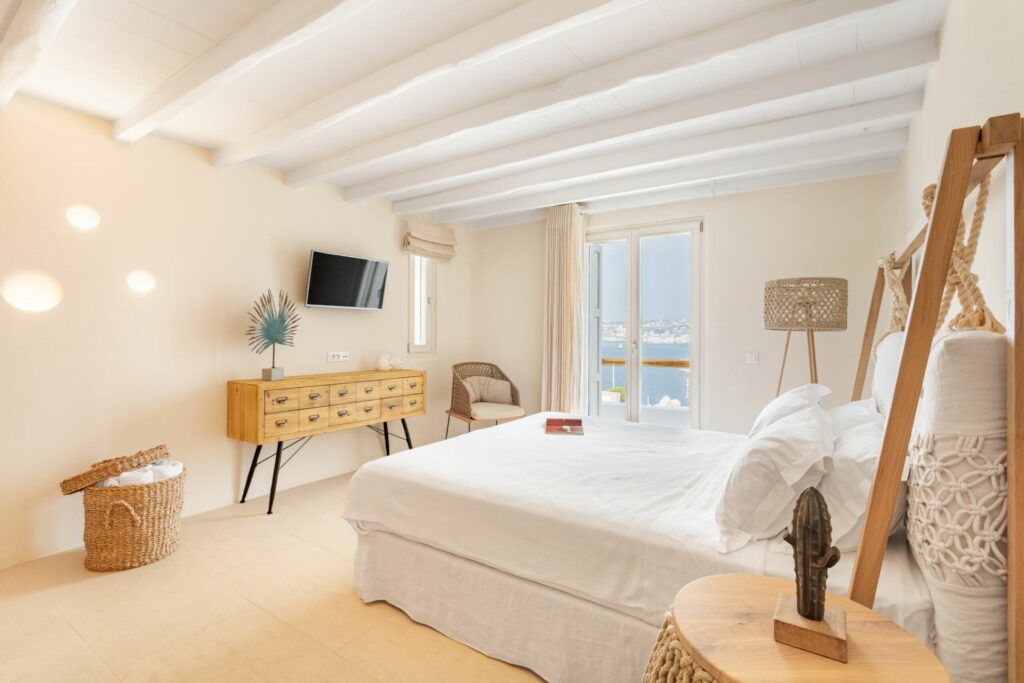villa-venus_sea-view-bedroom-2